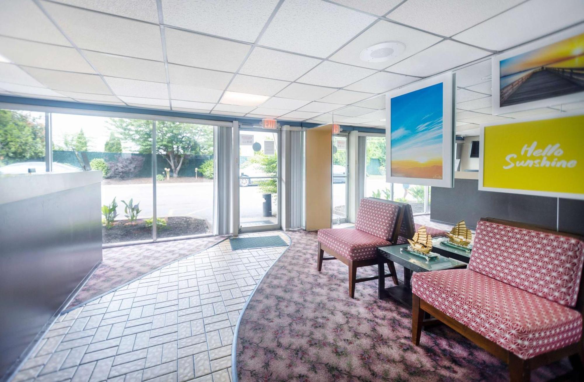 Days Inn By Wyndham Hicksville Long Island Εξωτερικό φωτογραφία